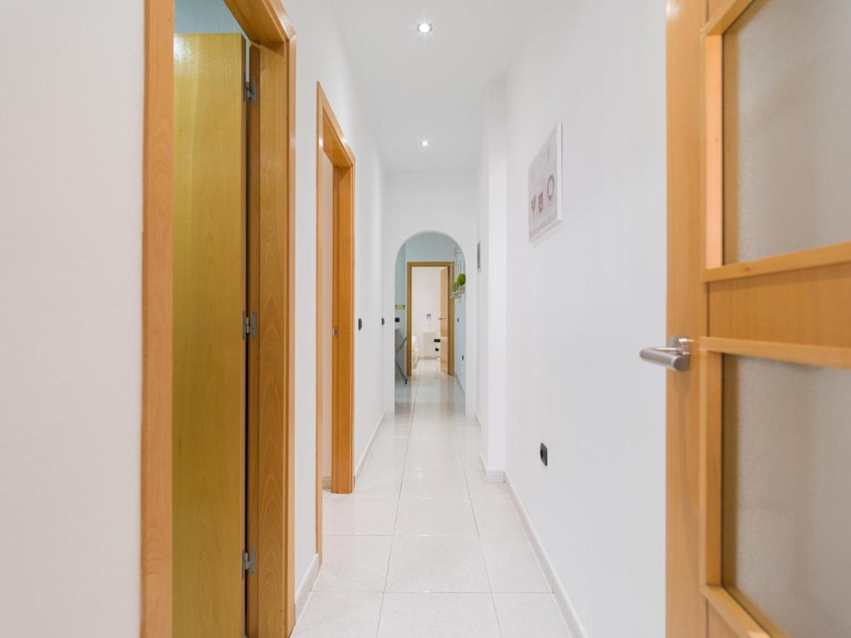 Homeforguest Modern Apartment In The Centre Of Puerto Del Rosario Puerto del Rosario  Exterior photo