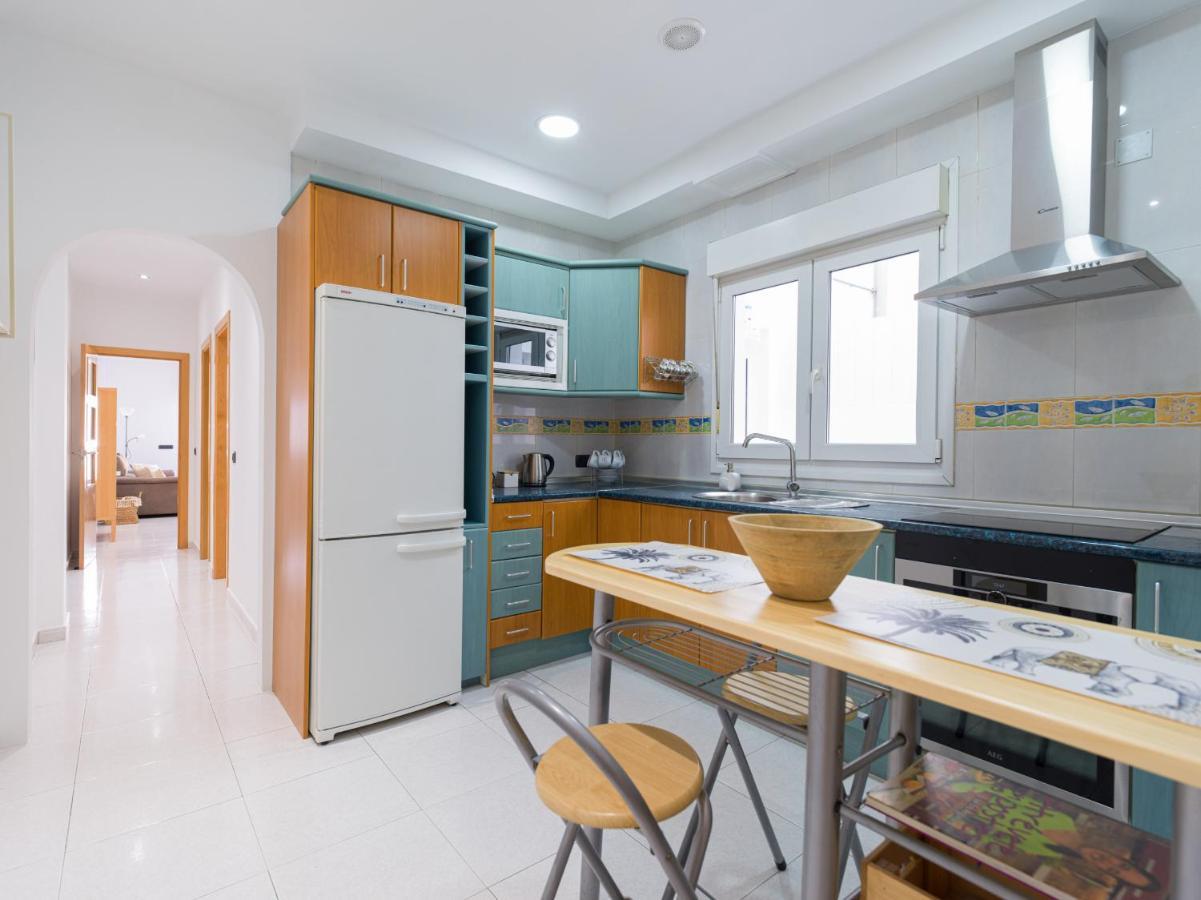 Homeforguest Modern Apartment In The Centre Of Puerto Del Rosario Puerto del Rosario  Exterior photo